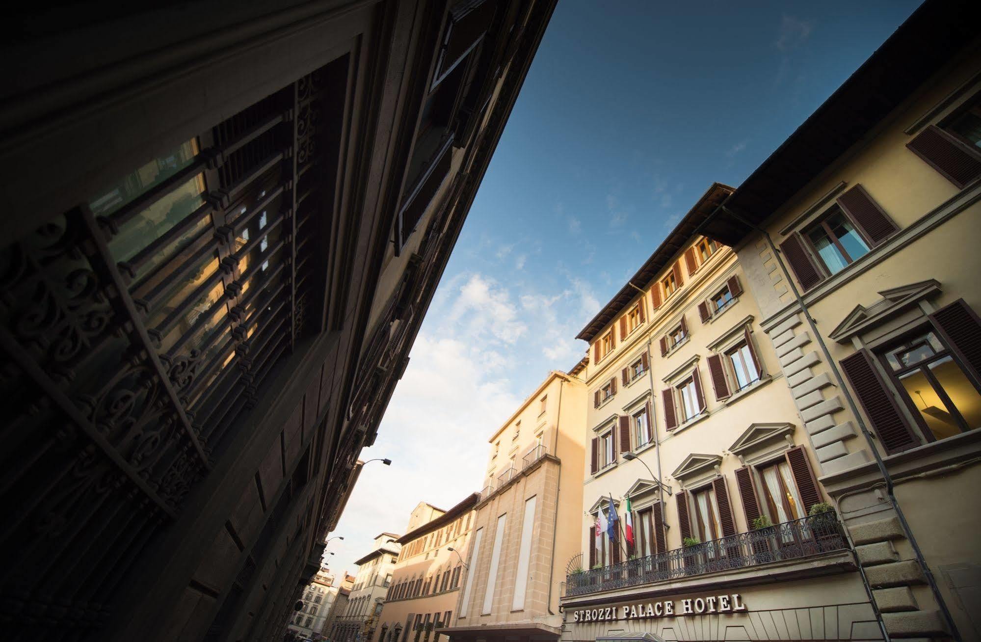 Strozzi Palace Hotel Florence Exterior photo